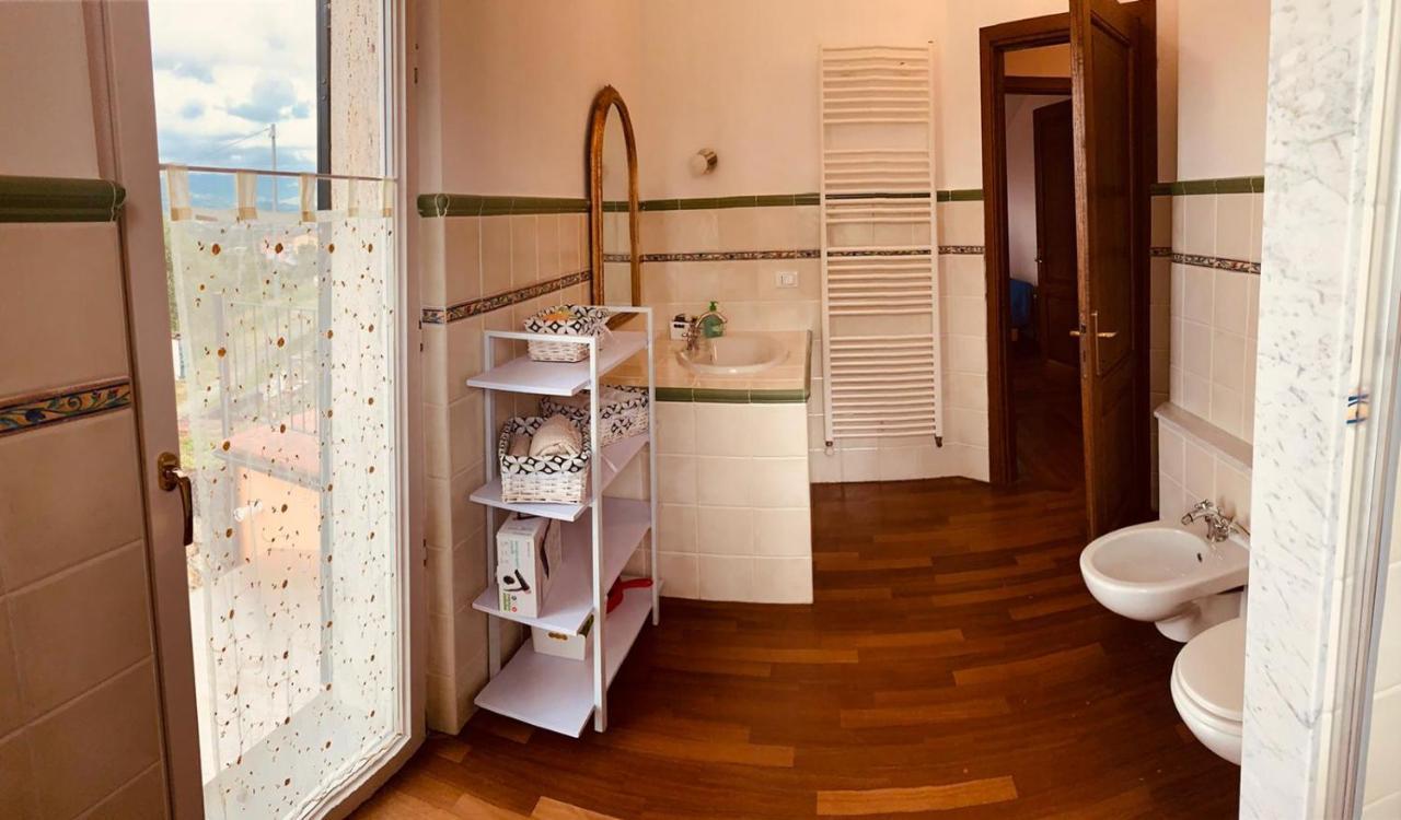 Finestra Tra Le Stelle Hotell Arcola Exteriör bild